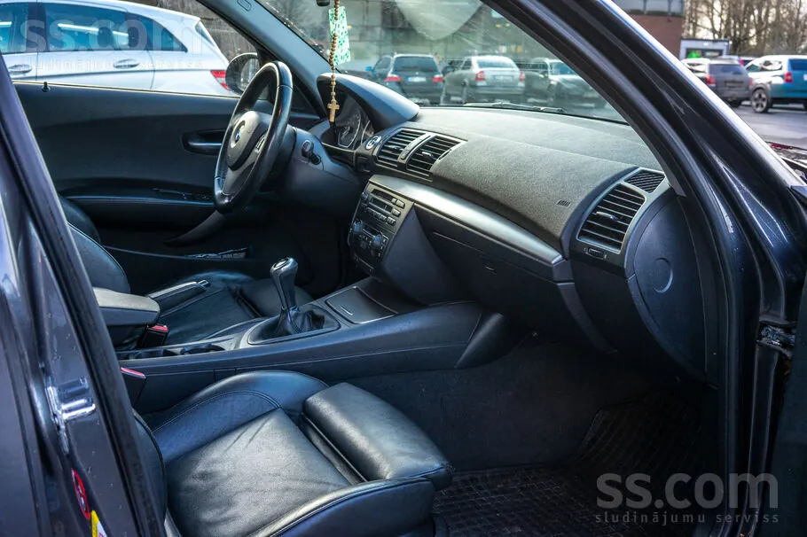 BMW 118 2006 photo 4