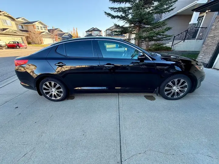 Kia Optima 2012 photo 5