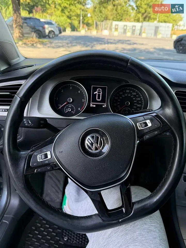 Volkswagen Golf 2015 photo 4