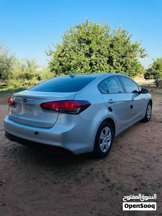 Kia Forte 2017 photo 4