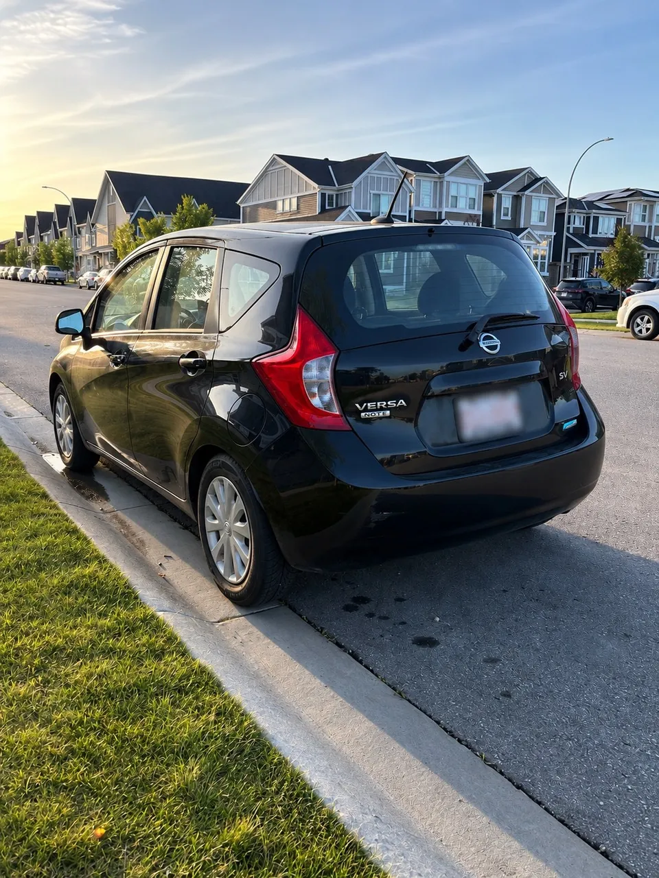 Nissan Versa 2014 photo 3