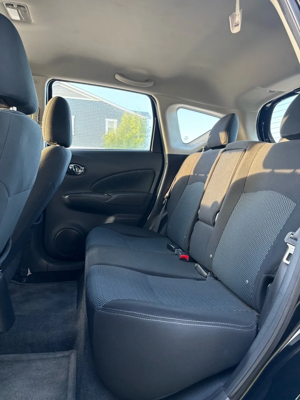 Nissan Versa 2014 photo 5