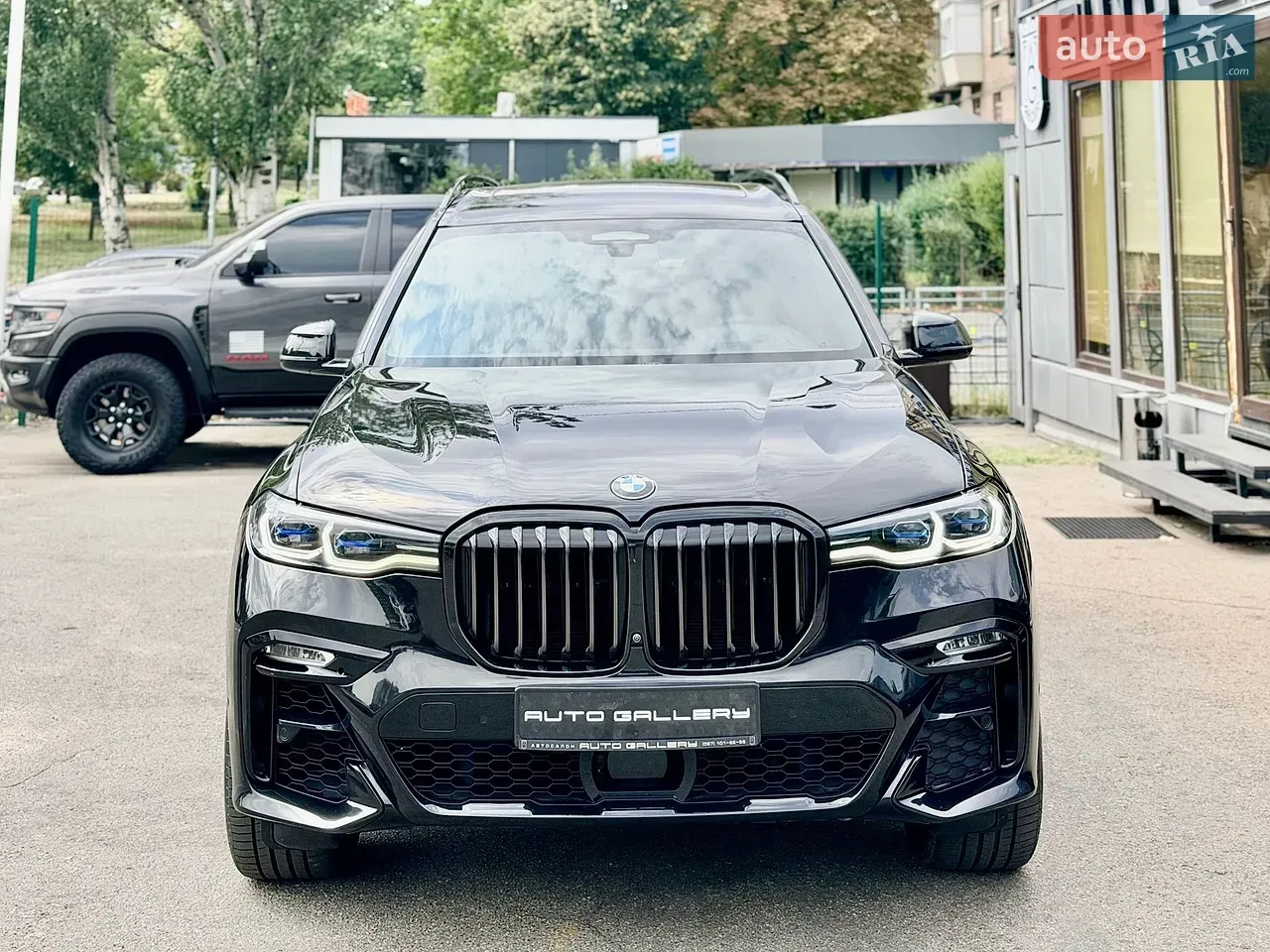 BMW X7 2021 photo 2