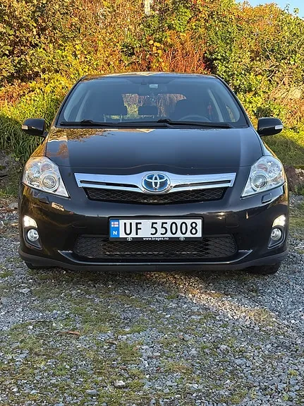 Toyota Auris 2012 photo 4