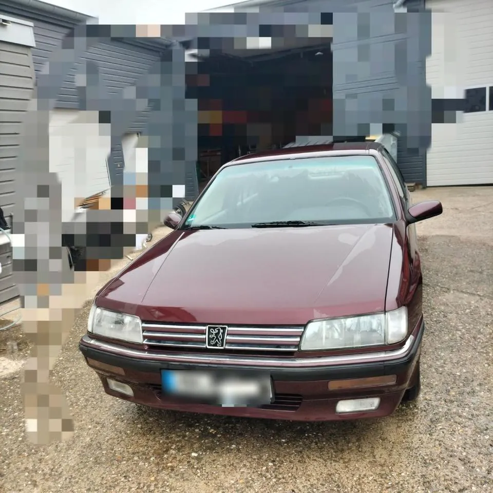 Peugeot 605