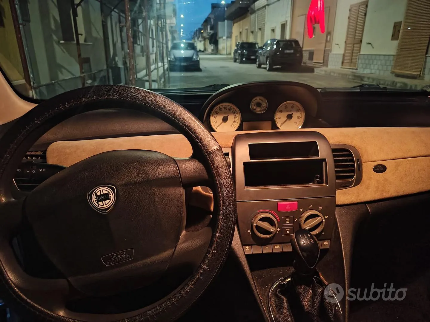 Lancia Ypsilon 2004 photo 5