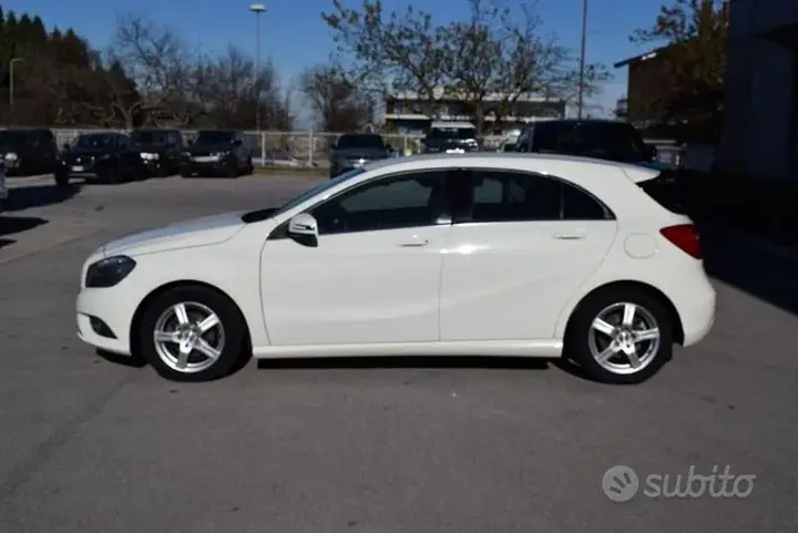Mercedes-Benz A-Class 2015 photo 4