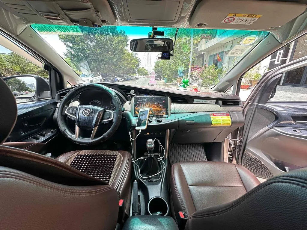 Toyota Innova 2024 photo 4