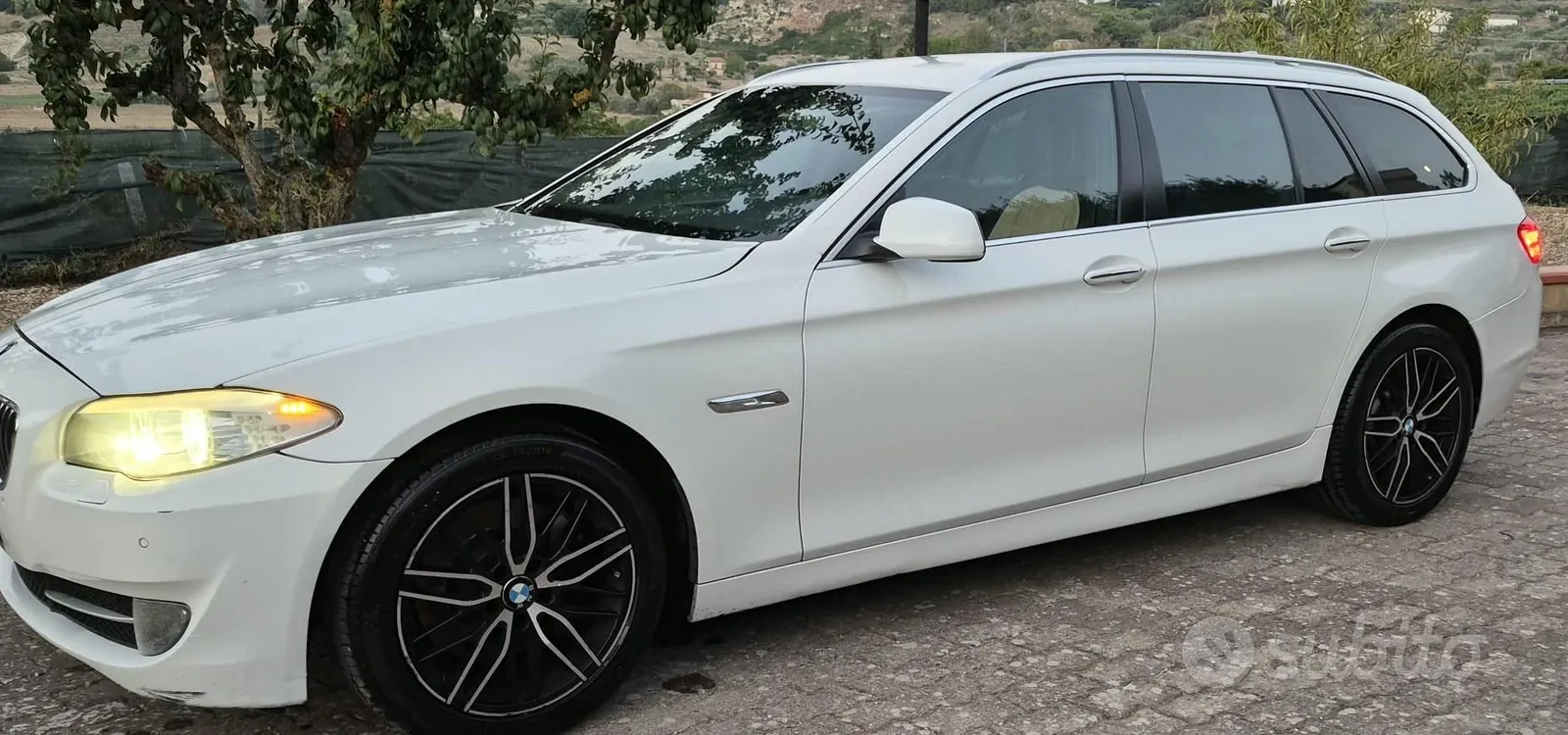 BMW 5 Series 2012 photo 3