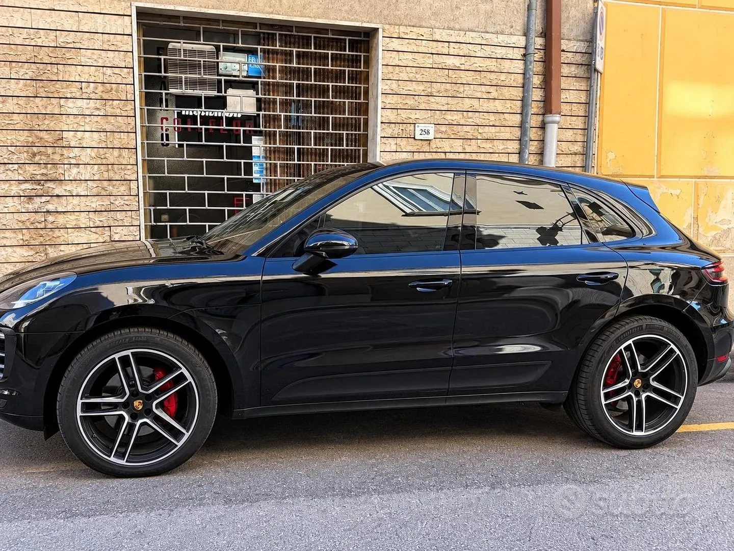 Porsche Macan 2021 photo 2