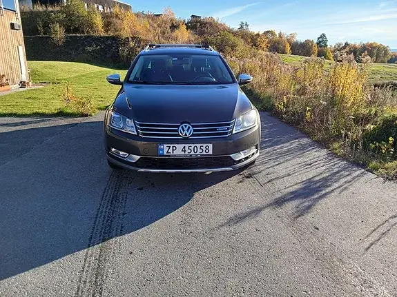 Volkswagen Passat Alltrack 2013 photo 2
