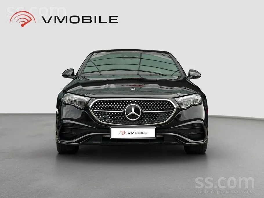 Mercedes-Benz E220 2023 photo 3