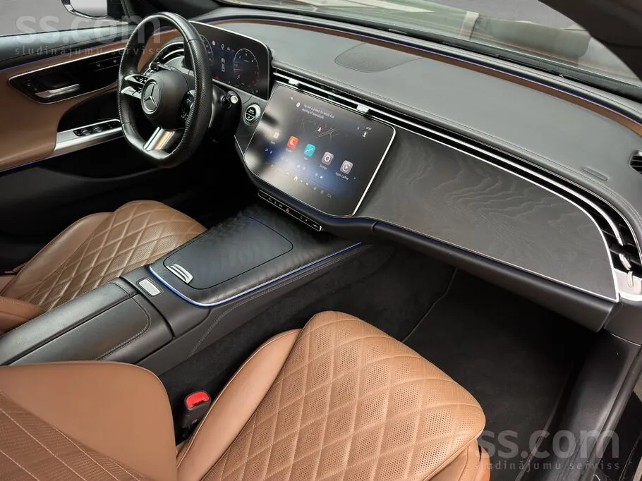 Mercedes-Benz E220 2023 photo 5