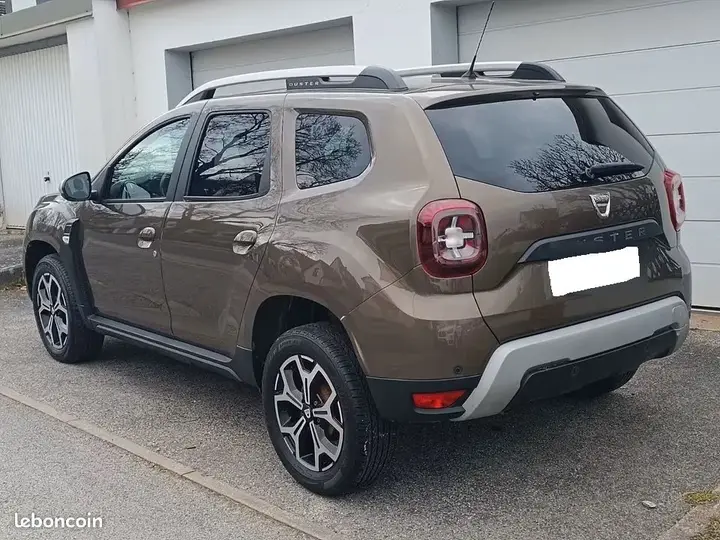 Dacia Duster 2018 photo 2