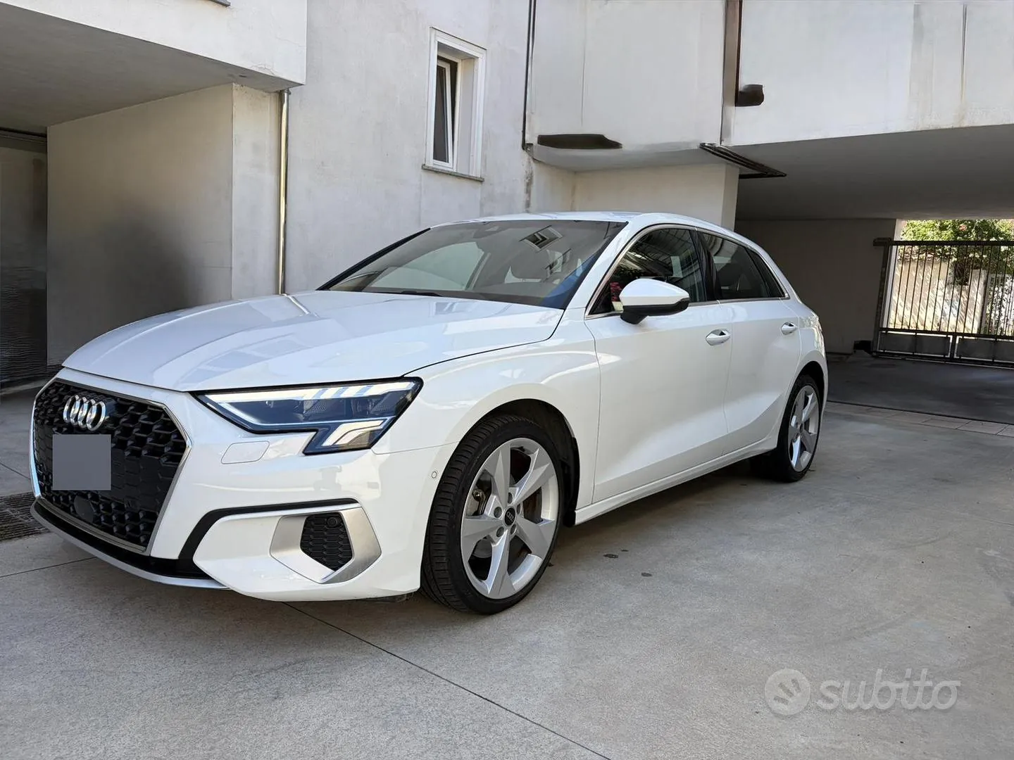 Audi A3 2023 photo 3