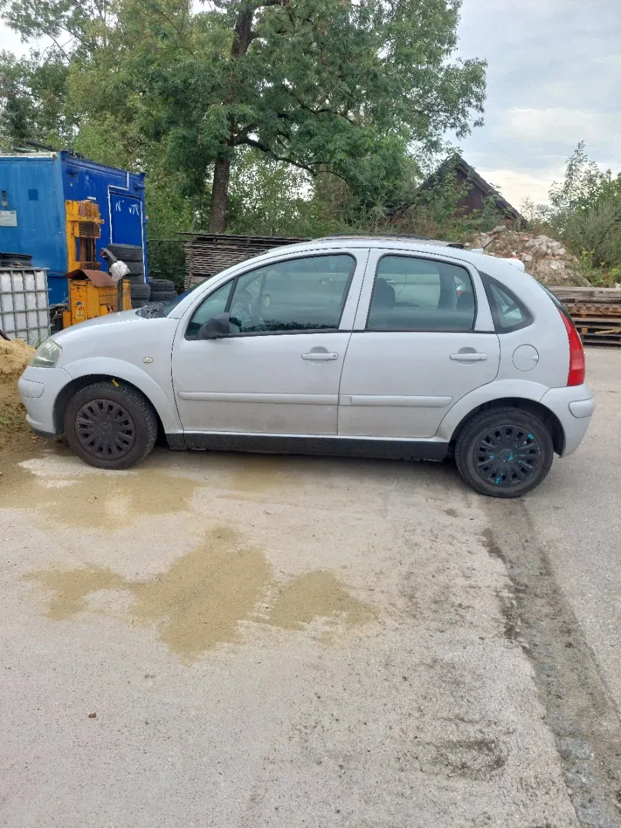 Citroen C3 2005 photo 2