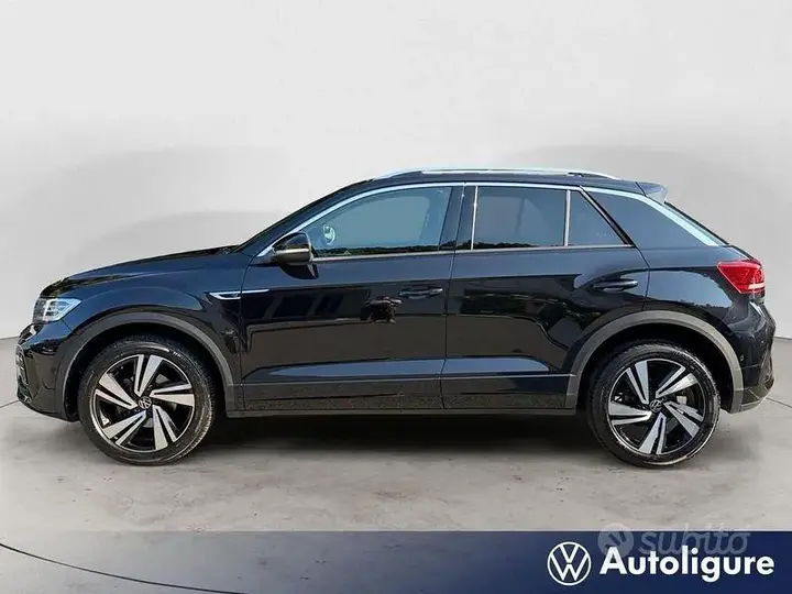 Volkswagen T-Roc 2023 photo 2