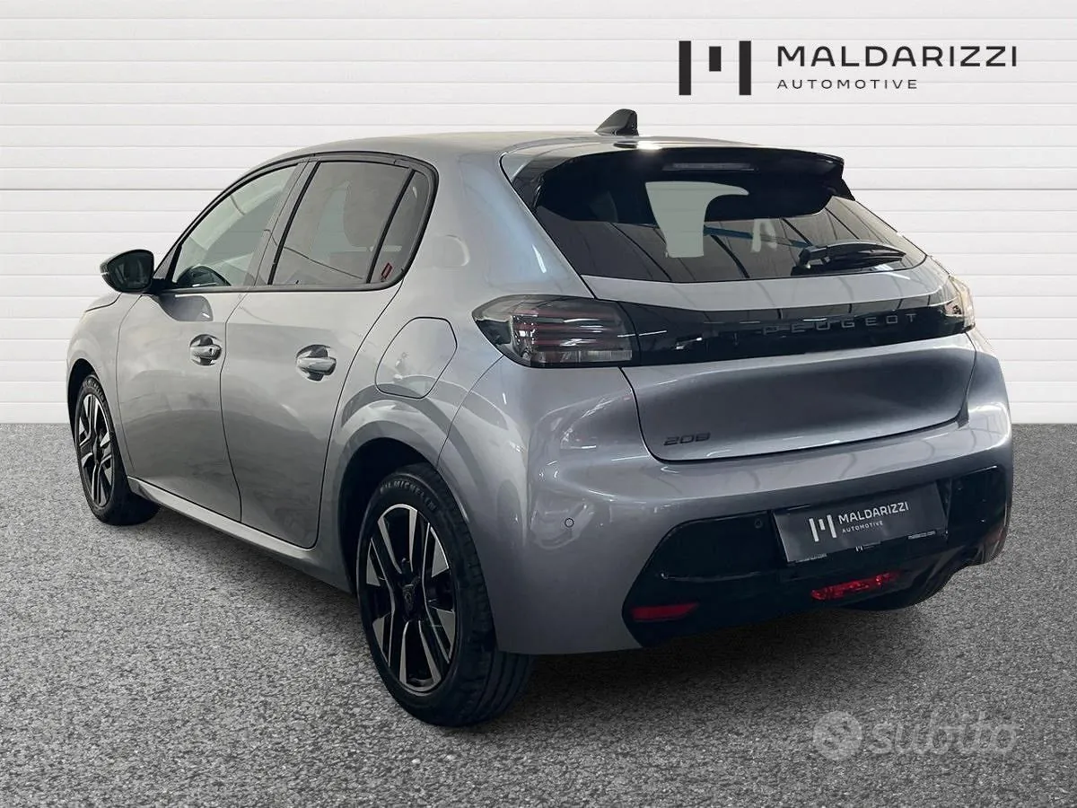 Peugeot 208 2025 photo 4