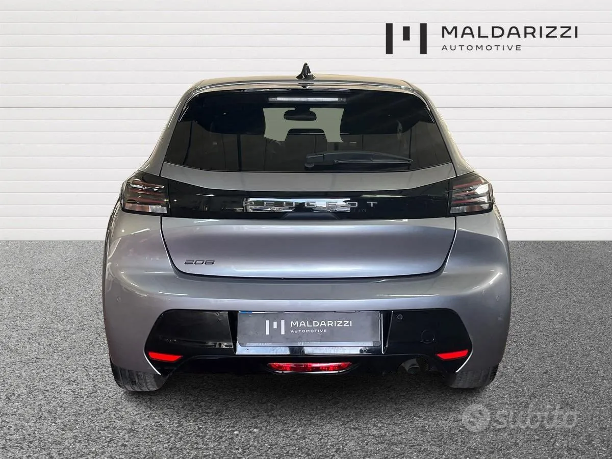 Peugeot 208 2025 photo 3