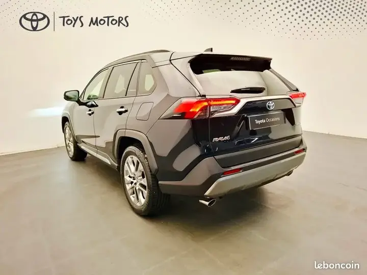 Toyota Rav4 2023 photo 2
