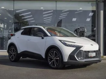Toyota C-Hr 2024 photo 2