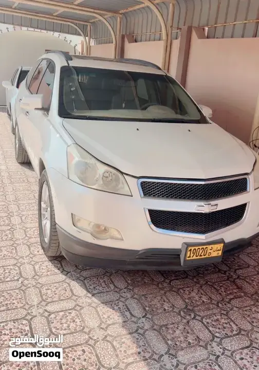 Chevrolet Traverse 2011 photo 2
