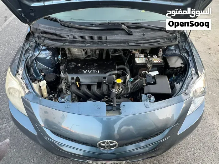 Toyota Yaris 2009 photo 2