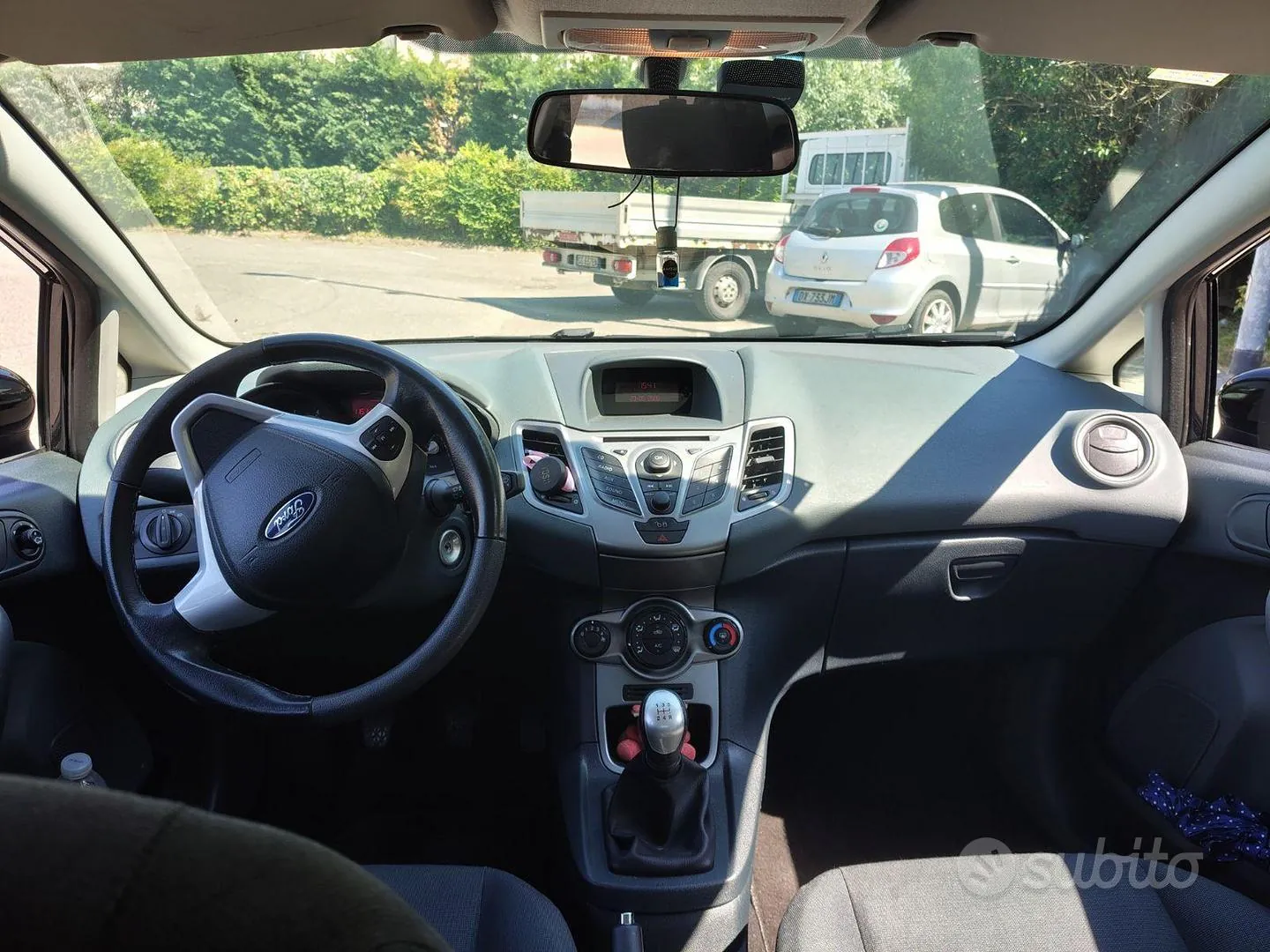 Ford Fiesta 2010 photo 5