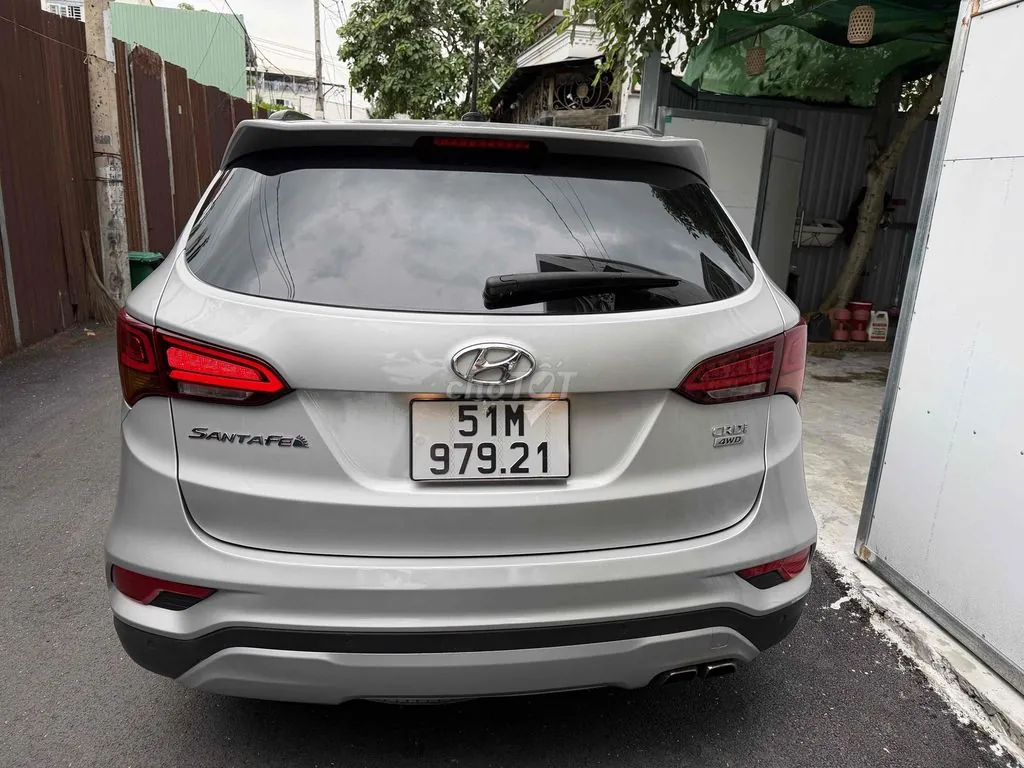Hyundai Santa Fe 2016 photo 2