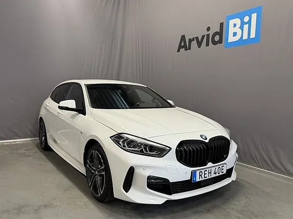 BMW 118I 2024 photo 4