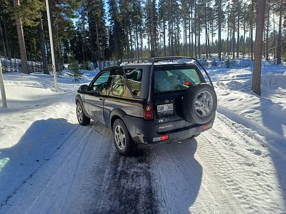 Land Rover Freelander 2002 photo 2