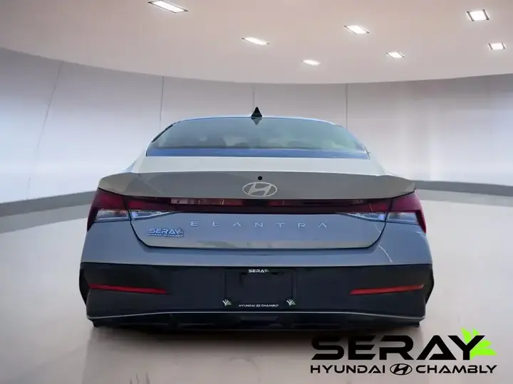 Hyundai Elantra 2025 photo 5