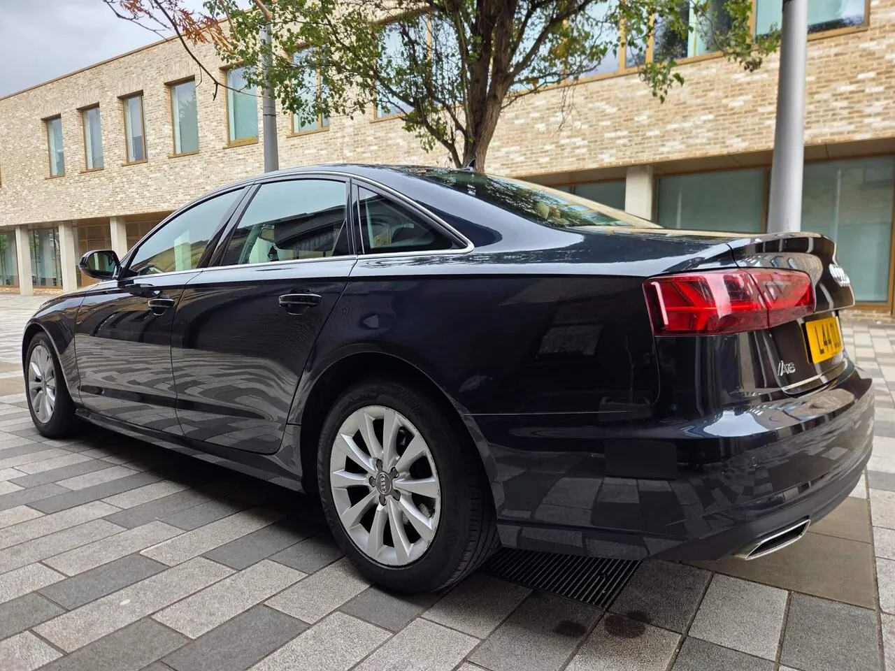 Audi A6 2015 photo 4
