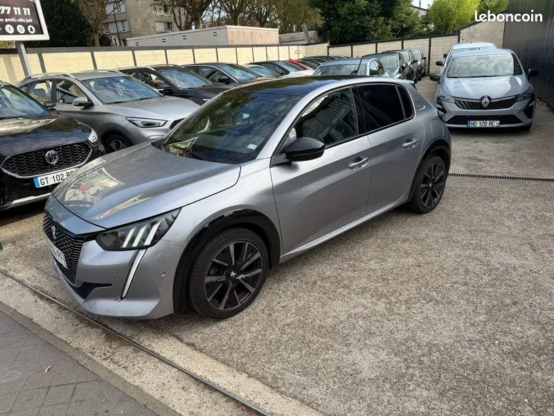 Peugeot 208 2022 photo 2