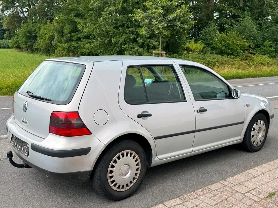 Volkswagen Golf 4