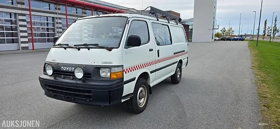 Toyota Hiace 1992 photo 2