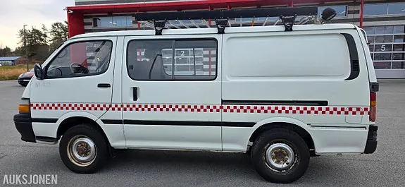 Toyota Hiace 1992 photo 4