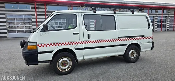 Toyota Hiace 1992 photo 3