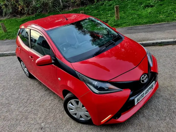 Toyota Aygo 2015 photo 2