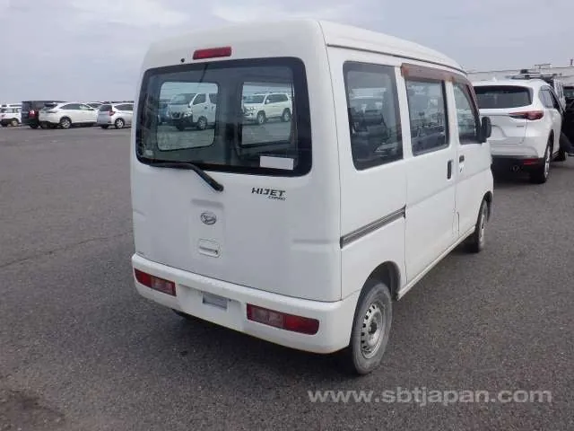 Daihatsu Ebd-S331V 2014 photo 4