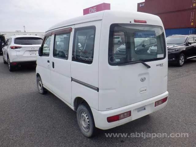 Daihatsu Ebd-S331V 2014 photo 3