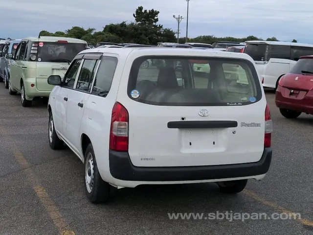 Toyota Probox 2016 photo 3