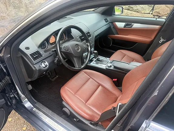 Mercedes-Benz C250 2011 photo 5