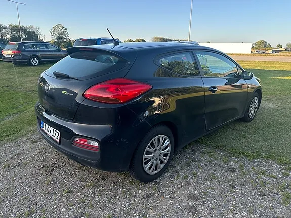 Kia Ceed 2014 photo 3