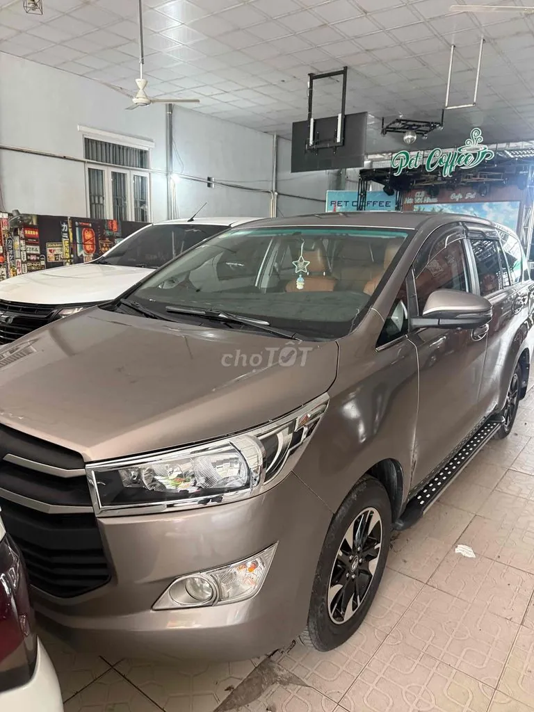 Toyota Innova 2018 photo 2