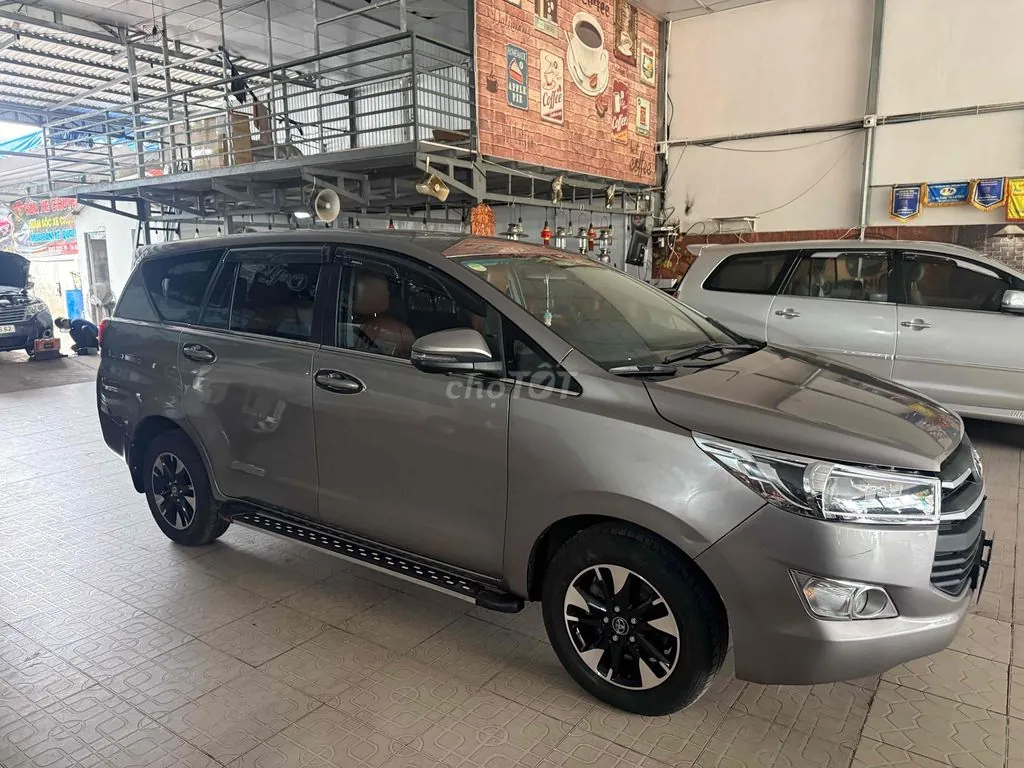 Toyota Innova 2018 photo 5