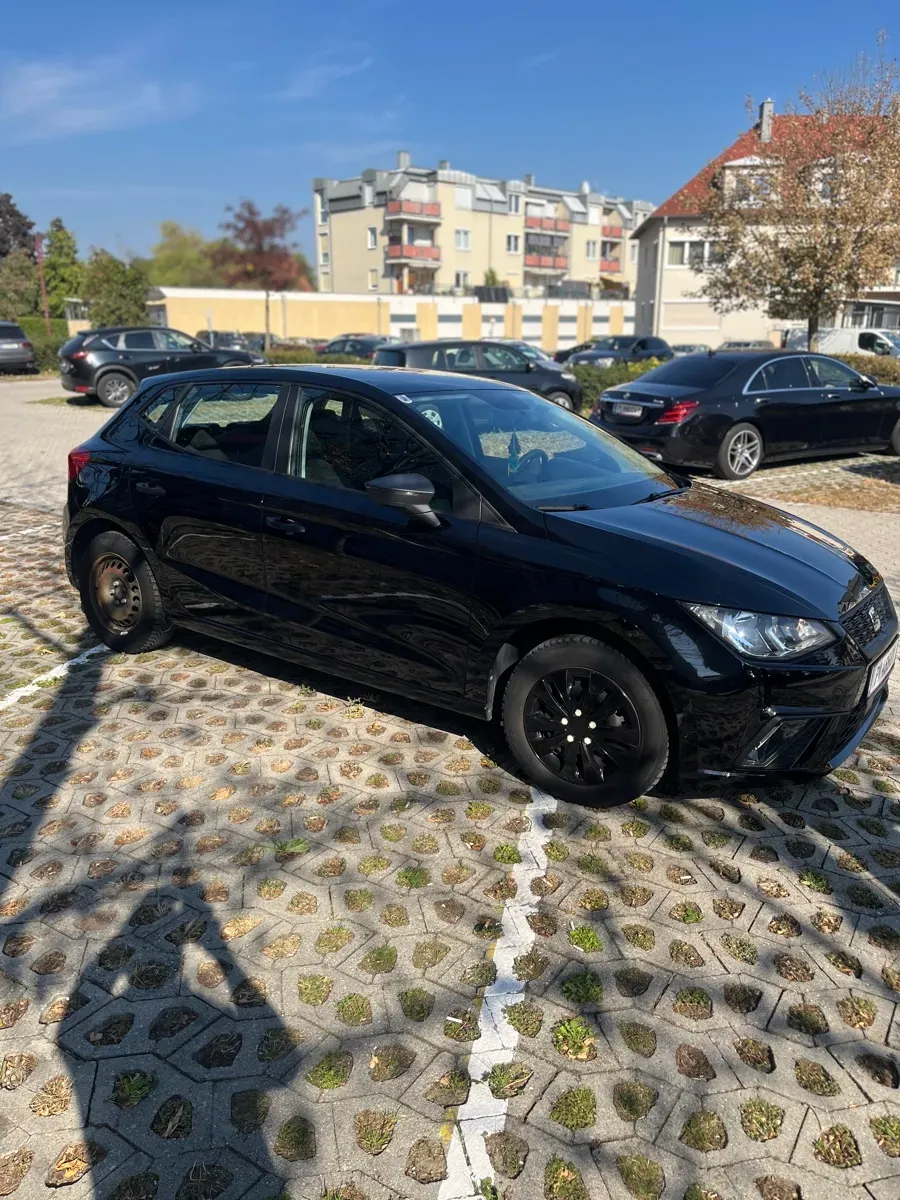 Seat Ibiza 2021 photo 2