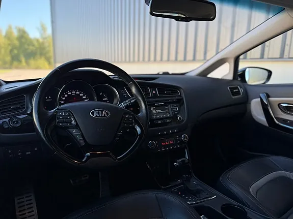 Kia Ceed 2015 photo 5
