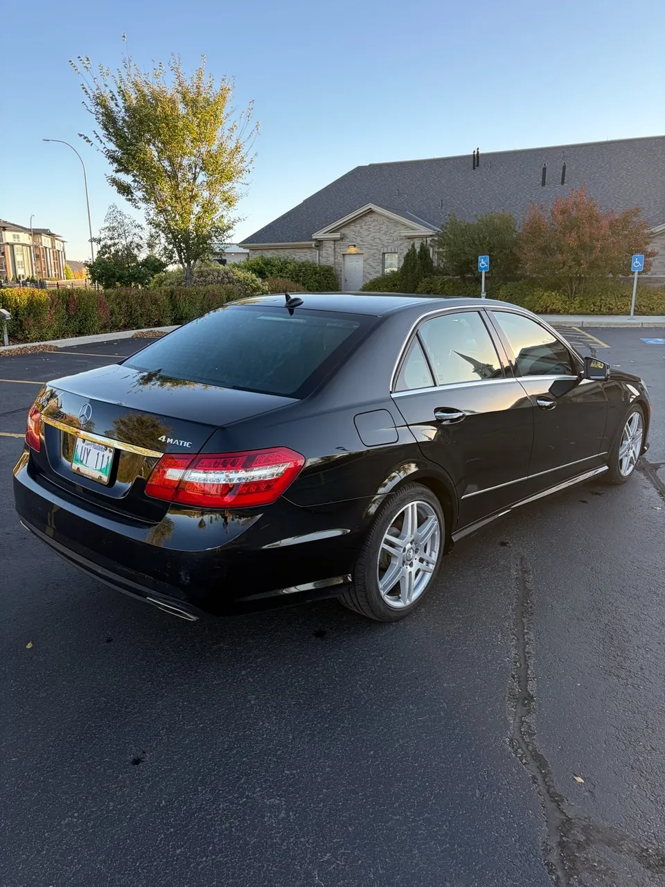 Mercedes-Benz E-Class 2010 photo 3