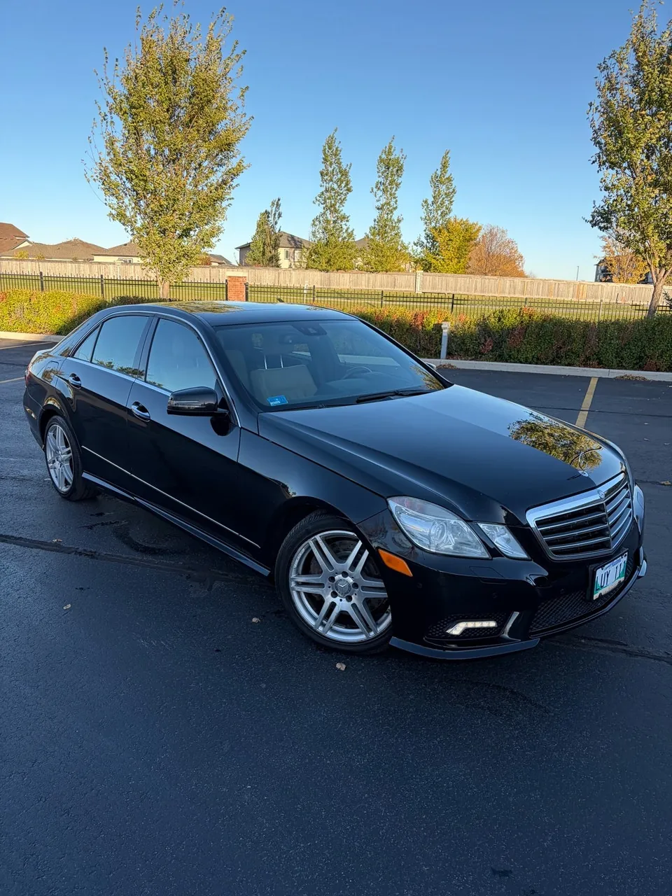 Mercedes-Benz E-Class 2010 photo 2